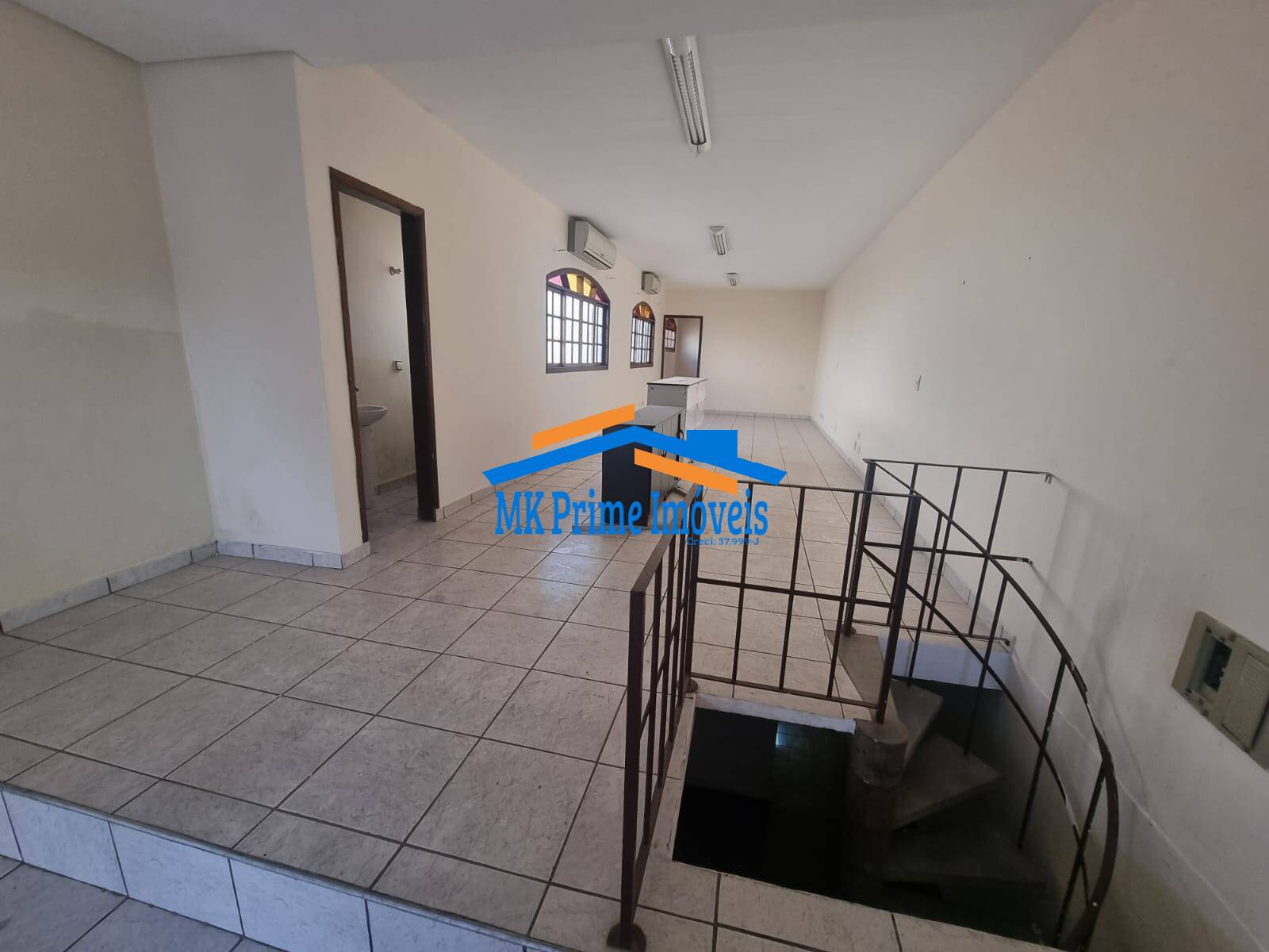 Casa à venda com 3 quartos, 125m² - Foto 2