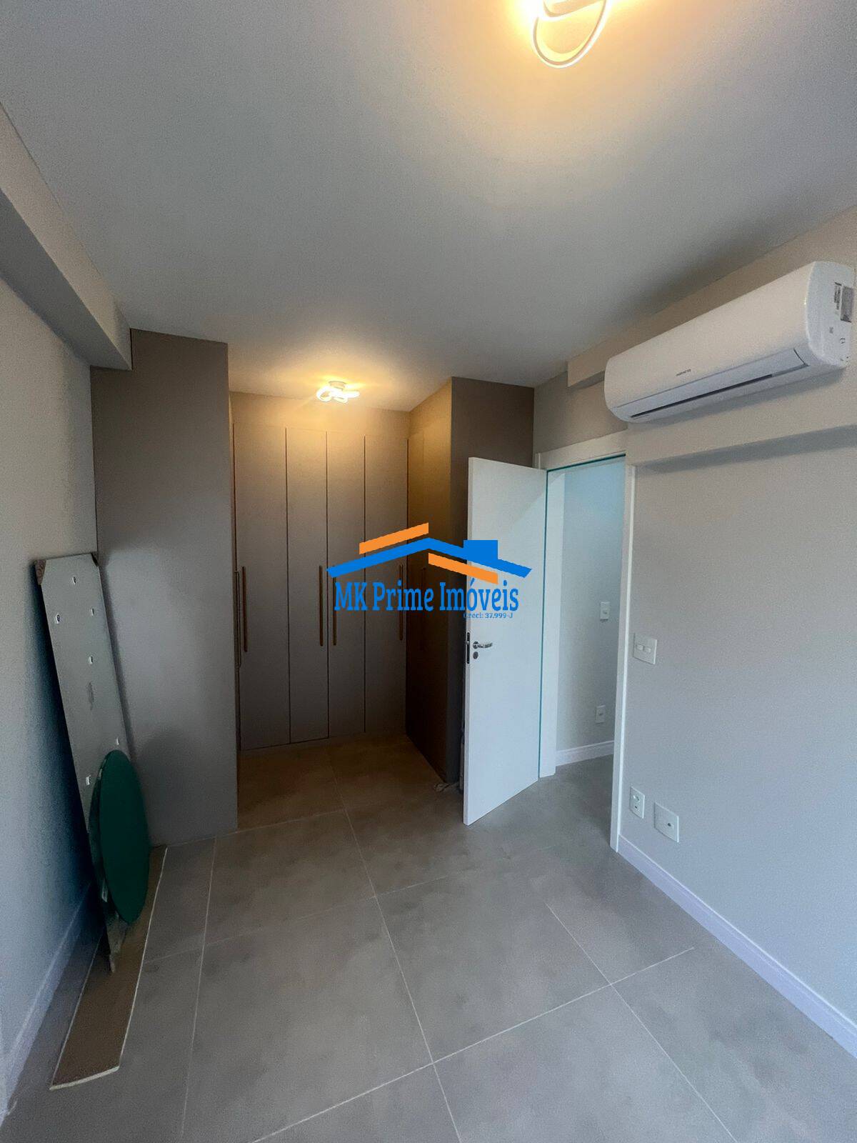 Apartamento à venda com 2 quartos, 68m² - Foto 6