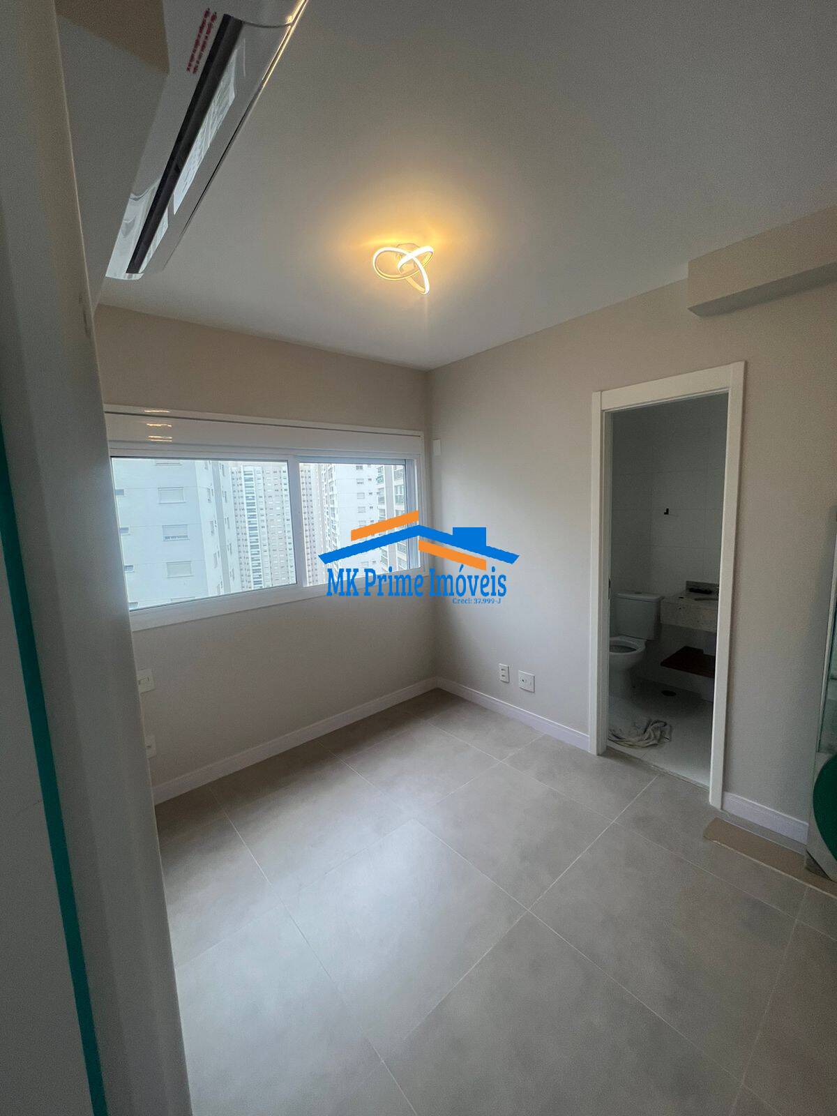 Apartamento à venda com 2 quartos, 68m² - Foto 4