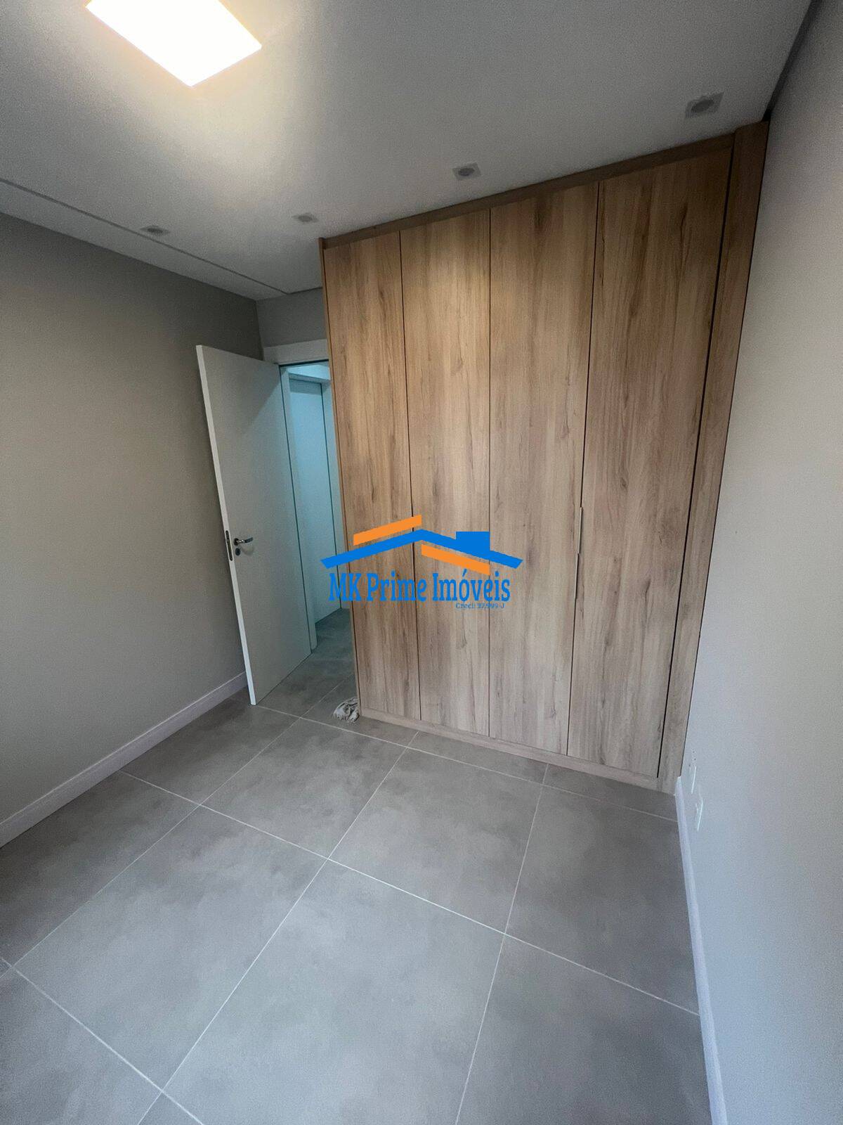 Apartamento à venda com 2 quartos, 68m² - Foto 12