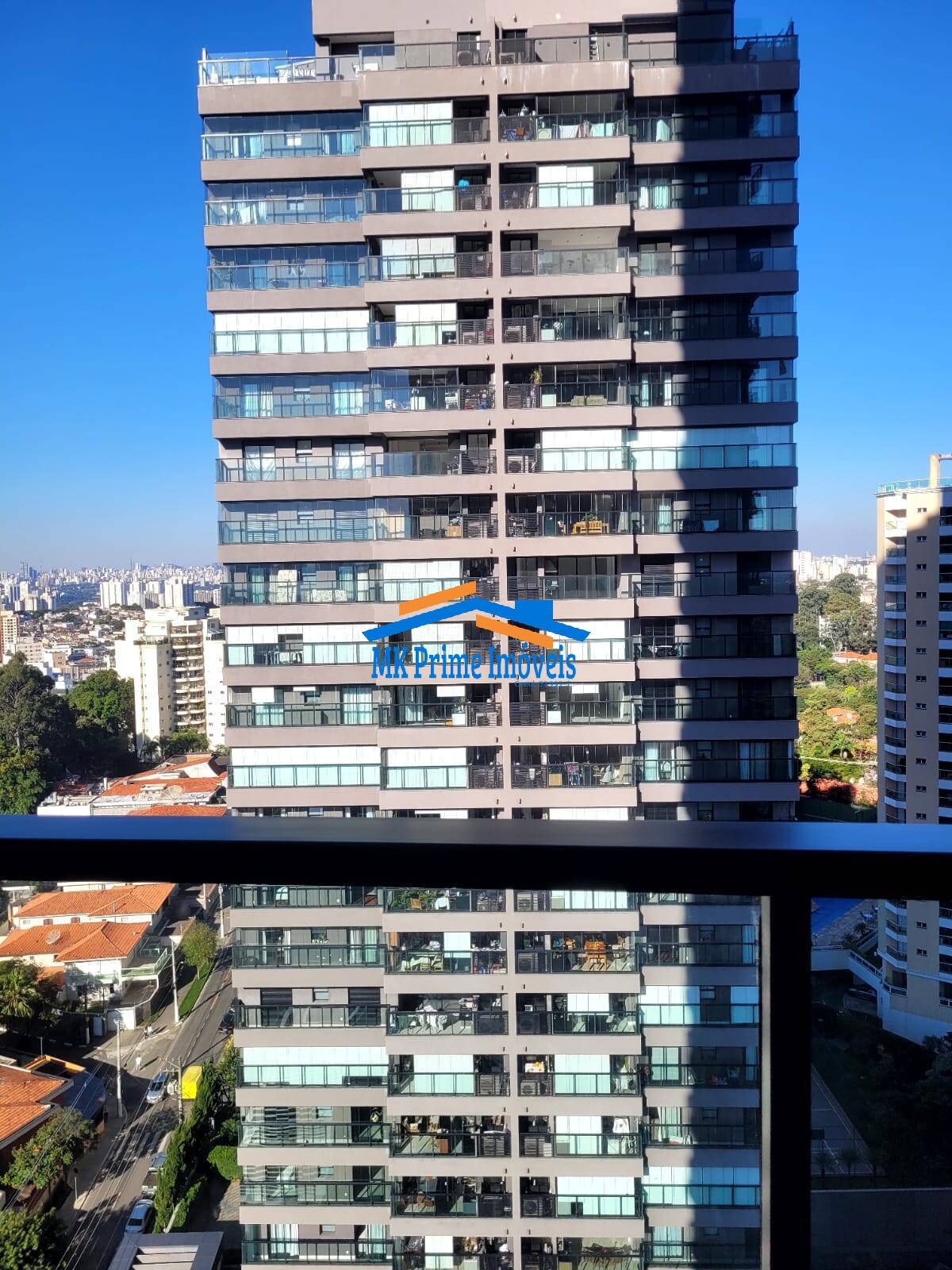 Apartamento à venda com 2 quartos, 141m² - Foto 1