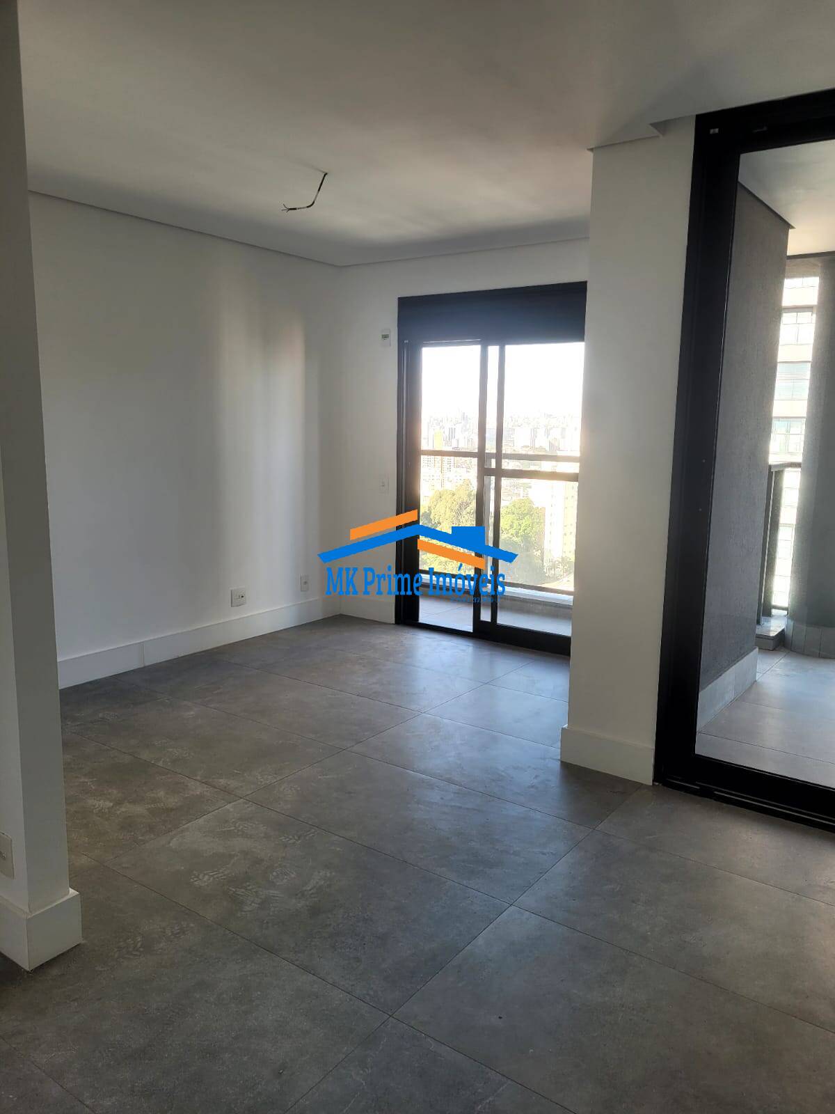 Apartamento à venda com 2 quartos, 141m² - Foto 6