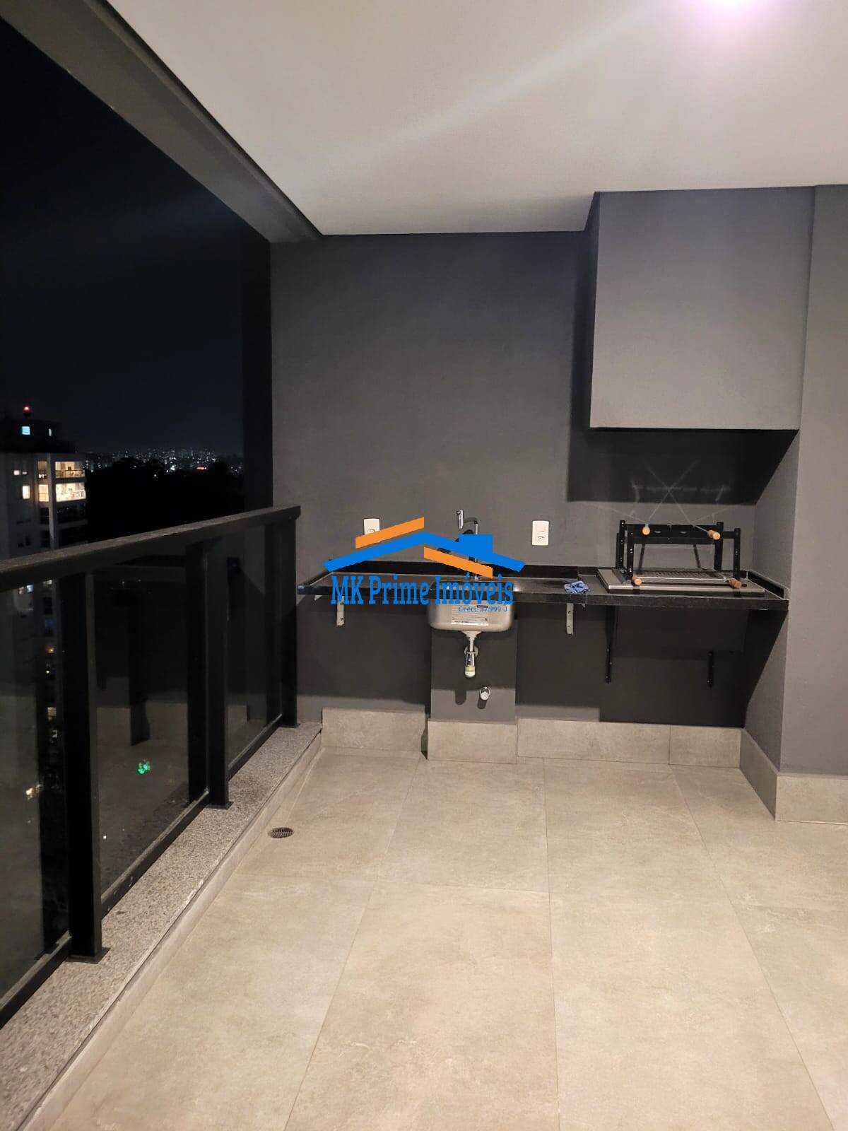 Apartamento à venda com 2 quartos, 141m² - Foto 2