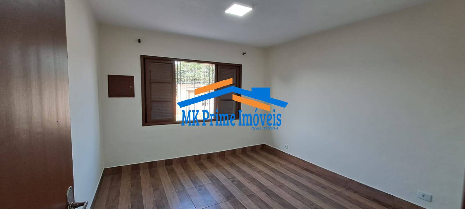 Casa à venda com 2 quartos, 110m² - Foto 18