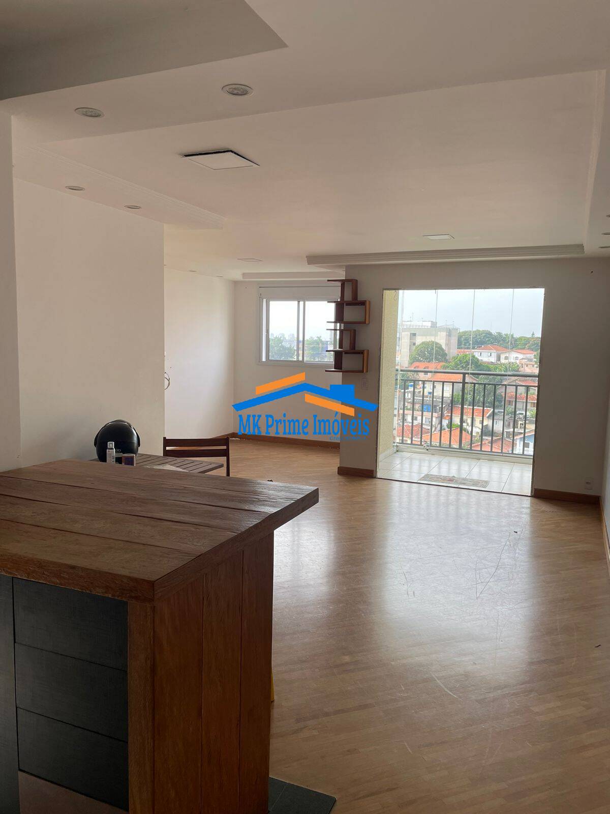 Apartamento à venda com 2 quartos, 72m² - Foto 1