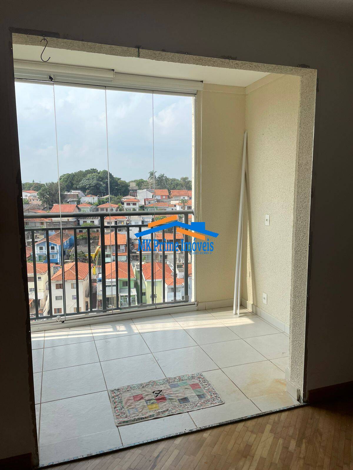 Apartamento à venda com 2 quartos, 72m² - Foto 2