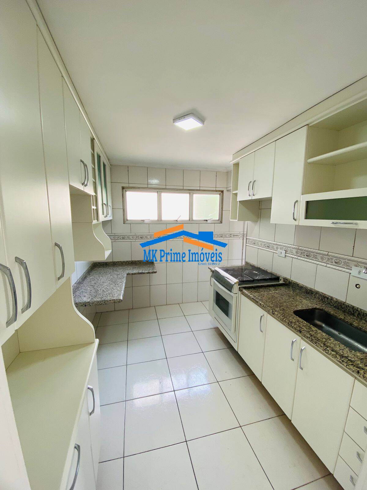 Apartamento à venda com 2 quartos, 70m² - Foto 6