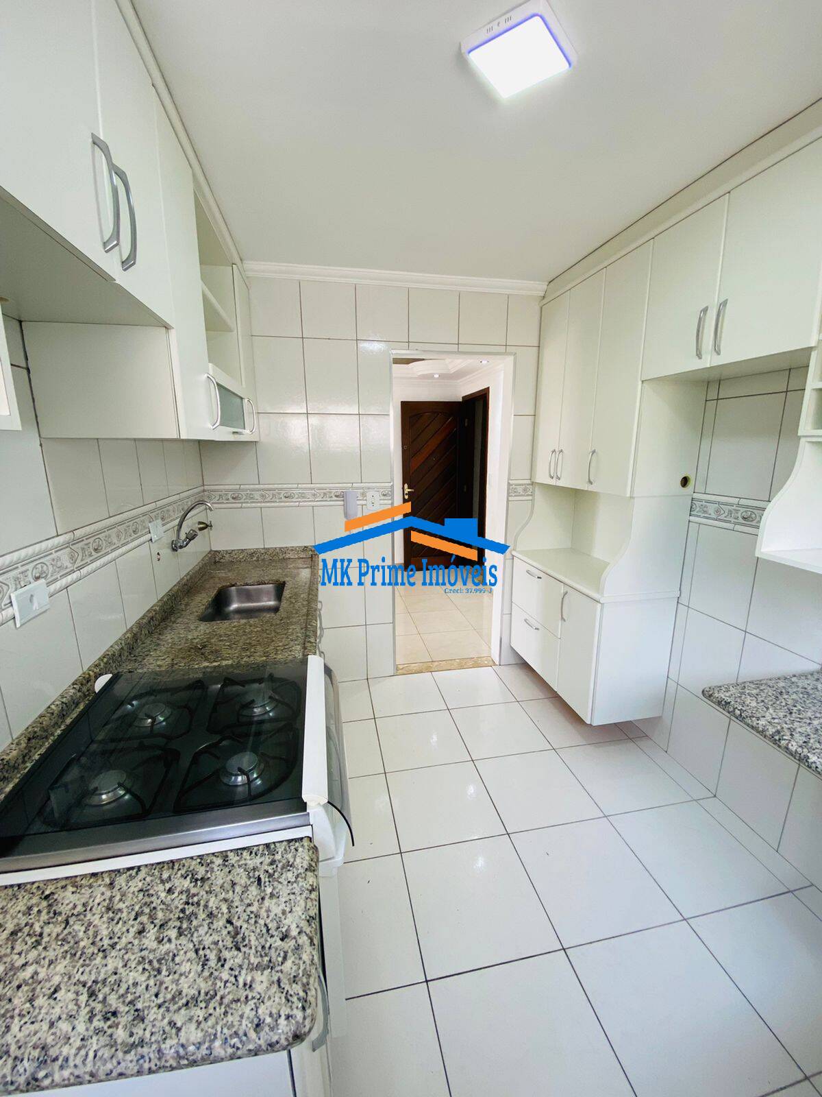 Apartamento à venda com 2 quartos, 70m² - Foto 5