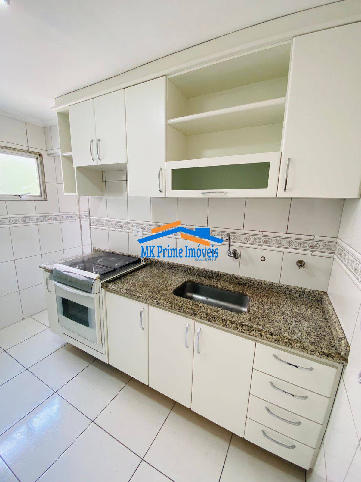 Apartamento à venda com 2 quartos, 70m² - Foto 9