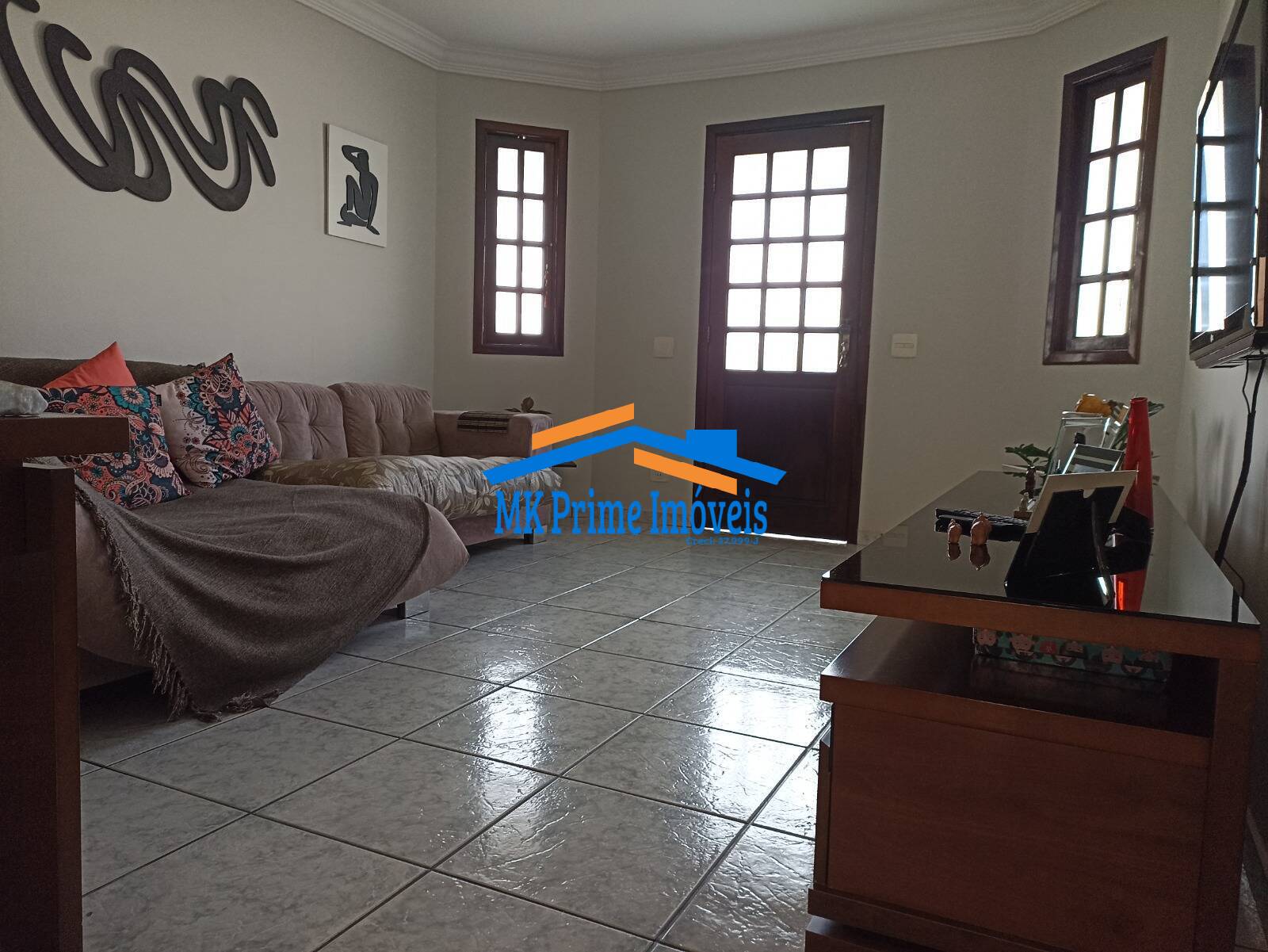 Casa à venda com 2 quartos, 118m² - Foto 2