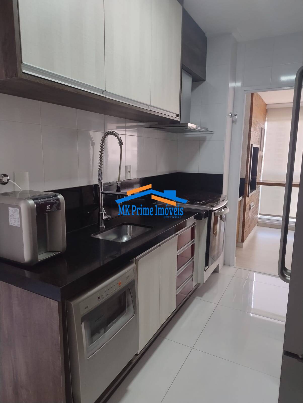 Apartamento à venda com 3 quartos, 136m² - Foto 11