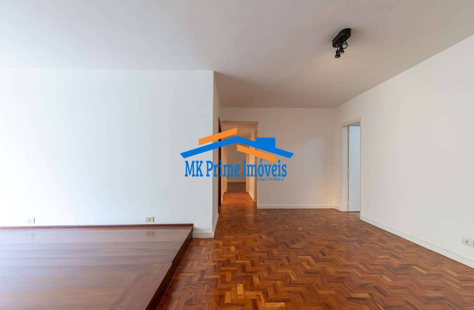 Apartamento à venda com 3 quartos, 139m² - Foto 8