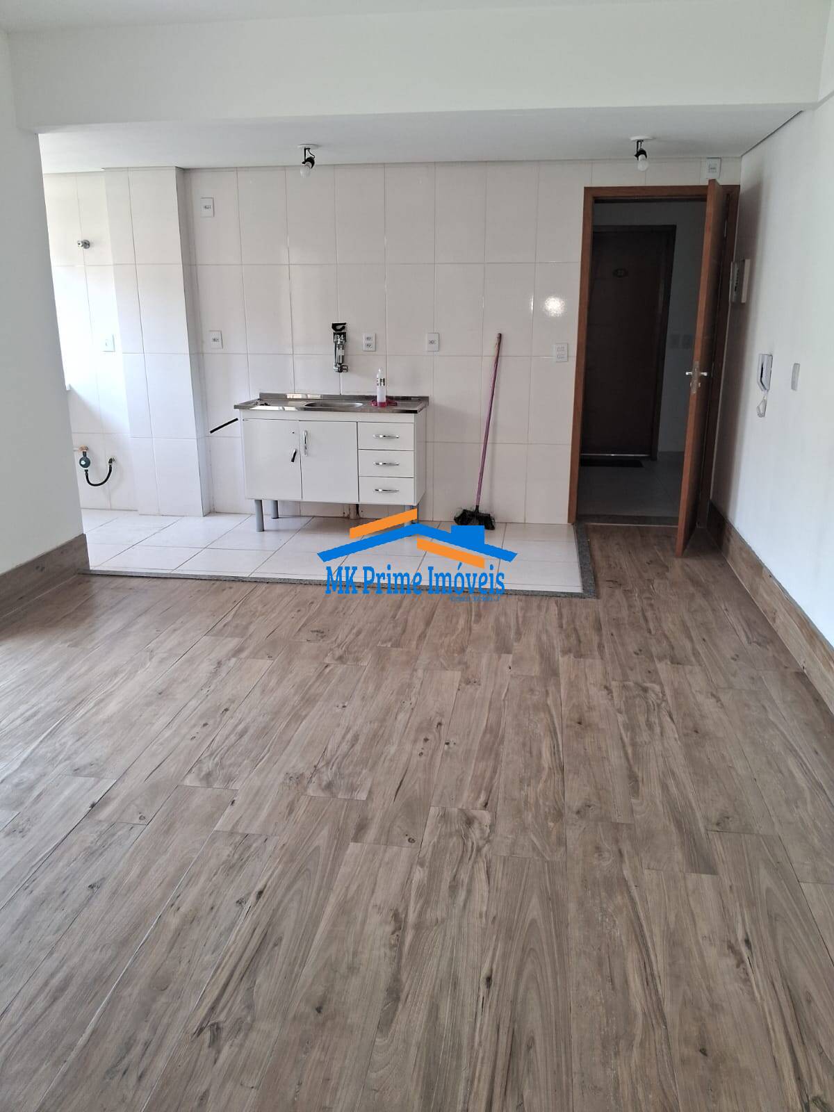 Apartamento à venda com 2 quartos, 65m² - Foto 9