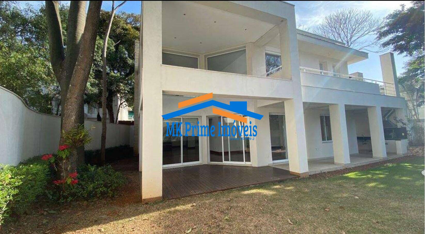 Casa de Condomínio à venda com 4 quartos, 931m² - Foto 2