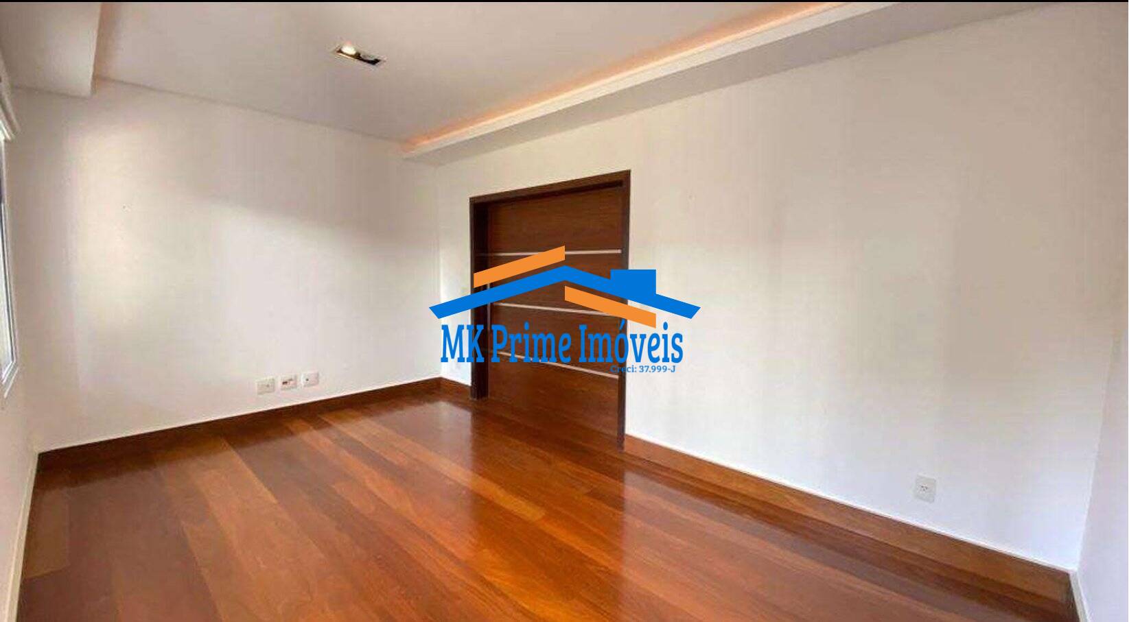 Casa de Condomínio à venda com 4 quartos, 931m² - Foto 9