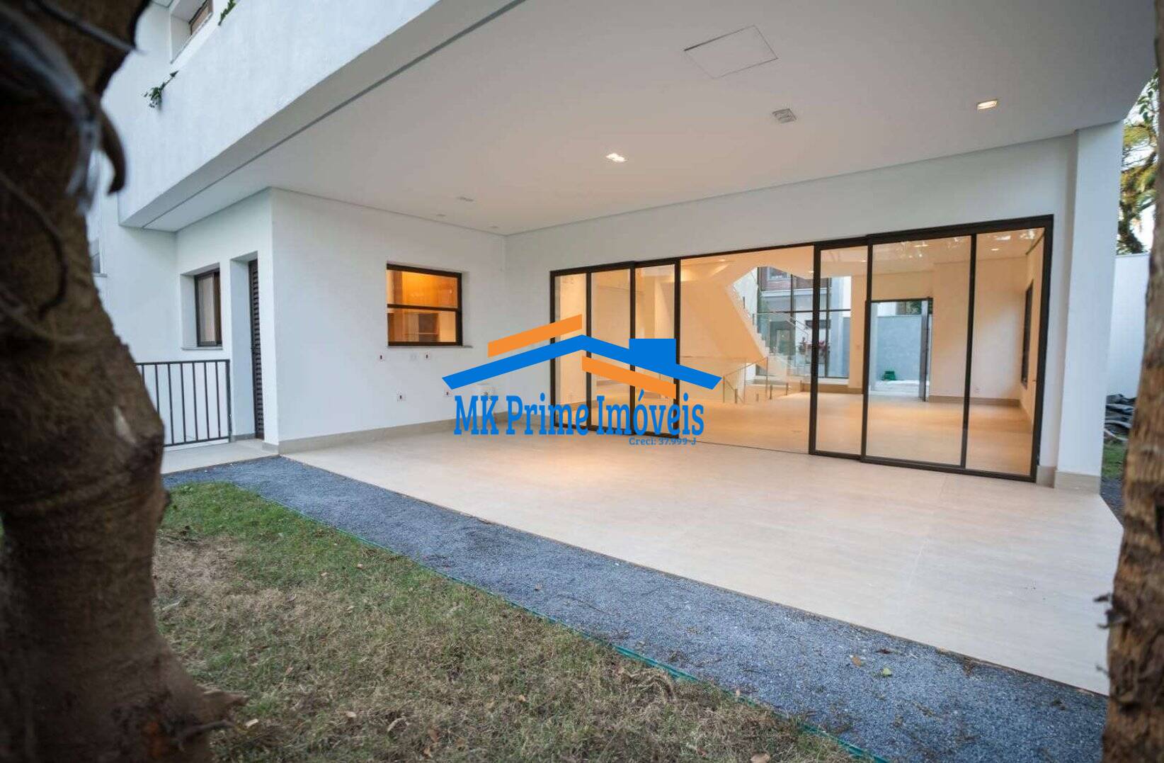 Casa de Condomínio à venda com 4 quartos, 650m² - Foto 16