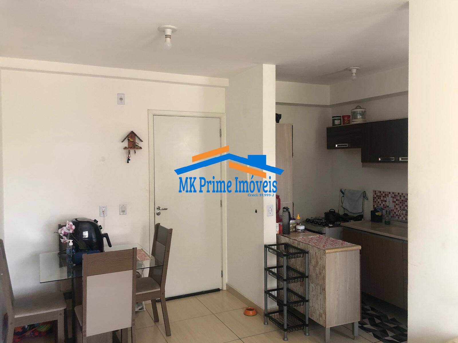 Apartamento à venda com 2 quartos, 47m² - Foto 2