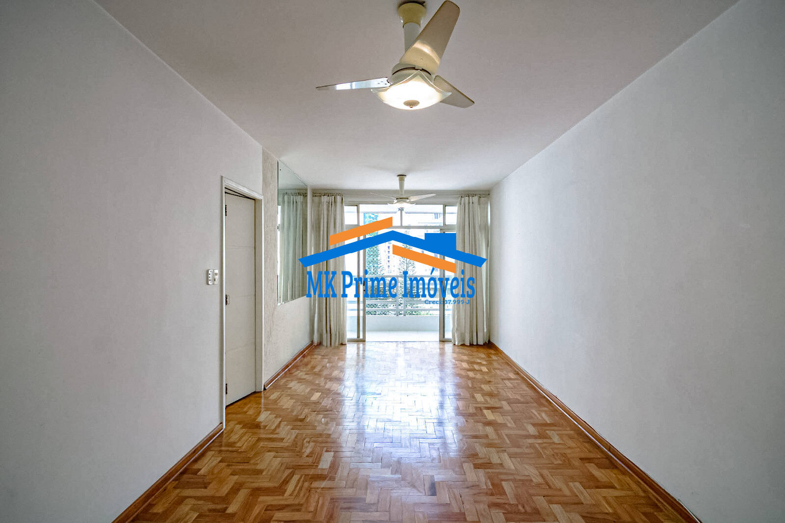 Apartamento à venda com 3 quartos, 105m² - Foto 1