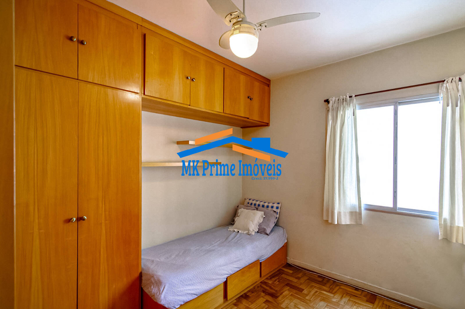 Apartamento à venda com 3 quartos, 105m² - Foto 3