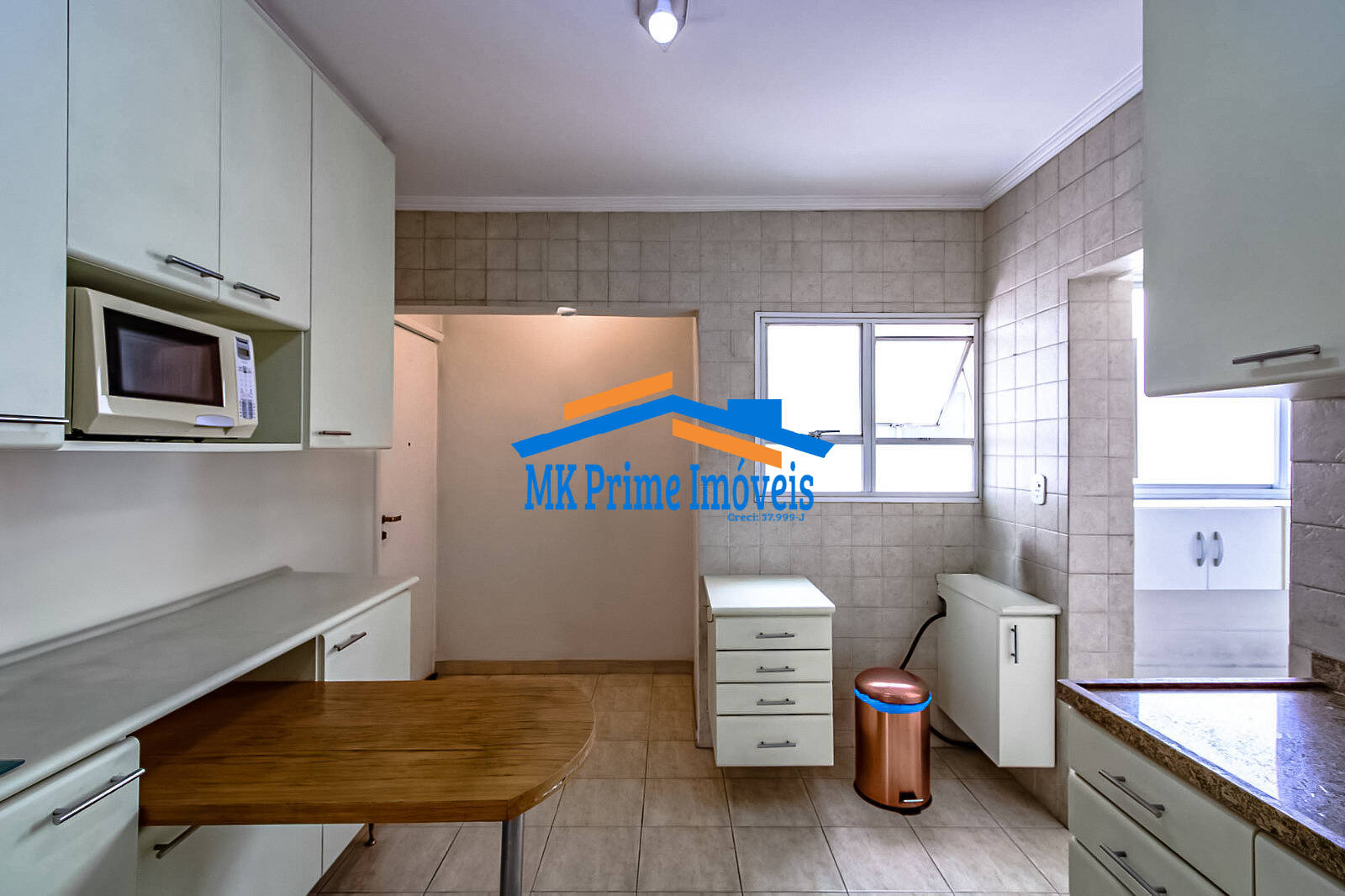 Apartamento à venda com 3 quartos, 105m² - Foto 13