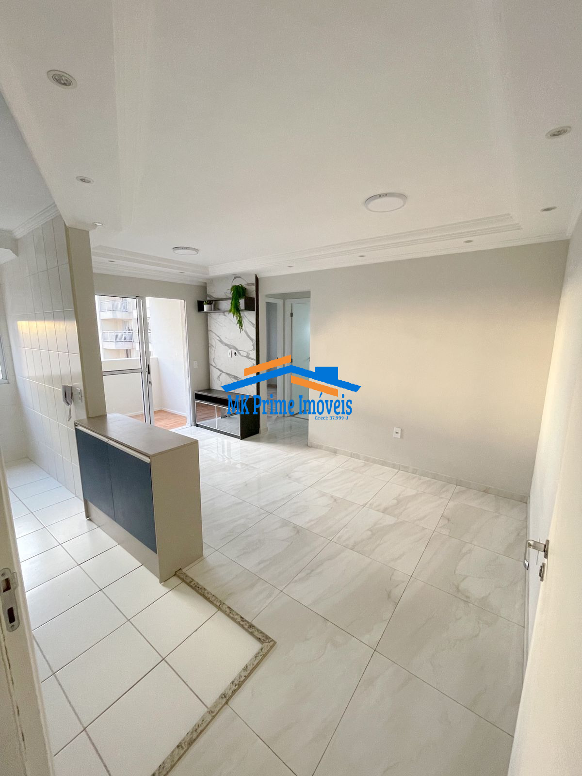 Apartamento à venda com 2 quartos, 49m² - Foto 2