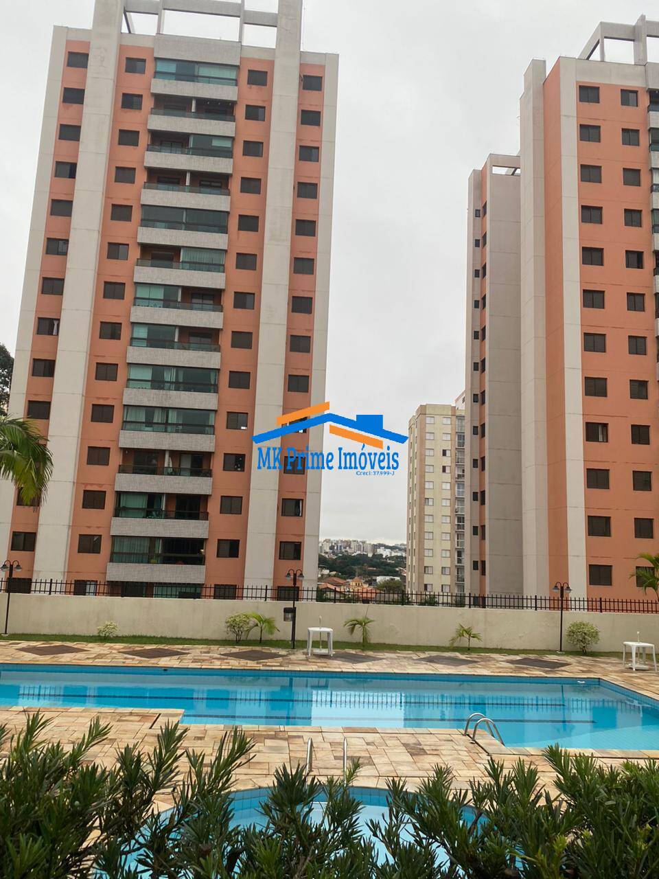 Apartamento à venda com 2 quartos, 56m² - Foto 1