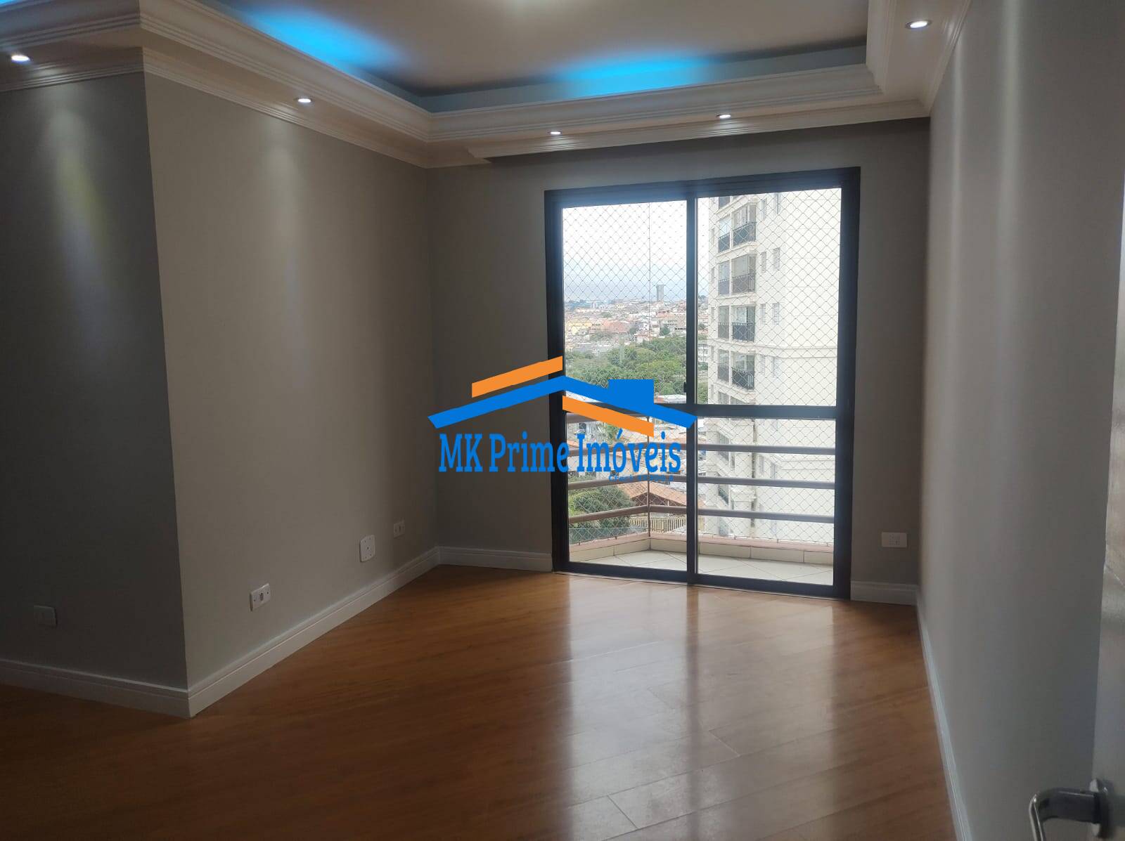 Apartamento à venda com 2 quartos, 63m² - Foto 1