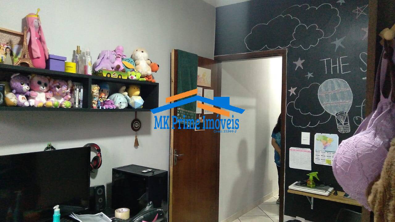 Sobrado à venda com 3 quartos, 128m² - Foto 2