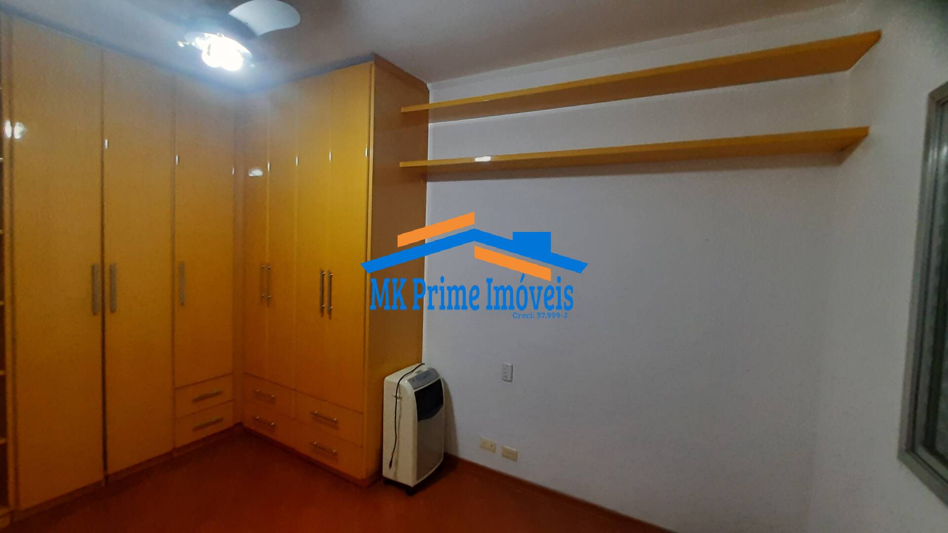 Casa à venda com 3 quartos, 201m² - Foto 15