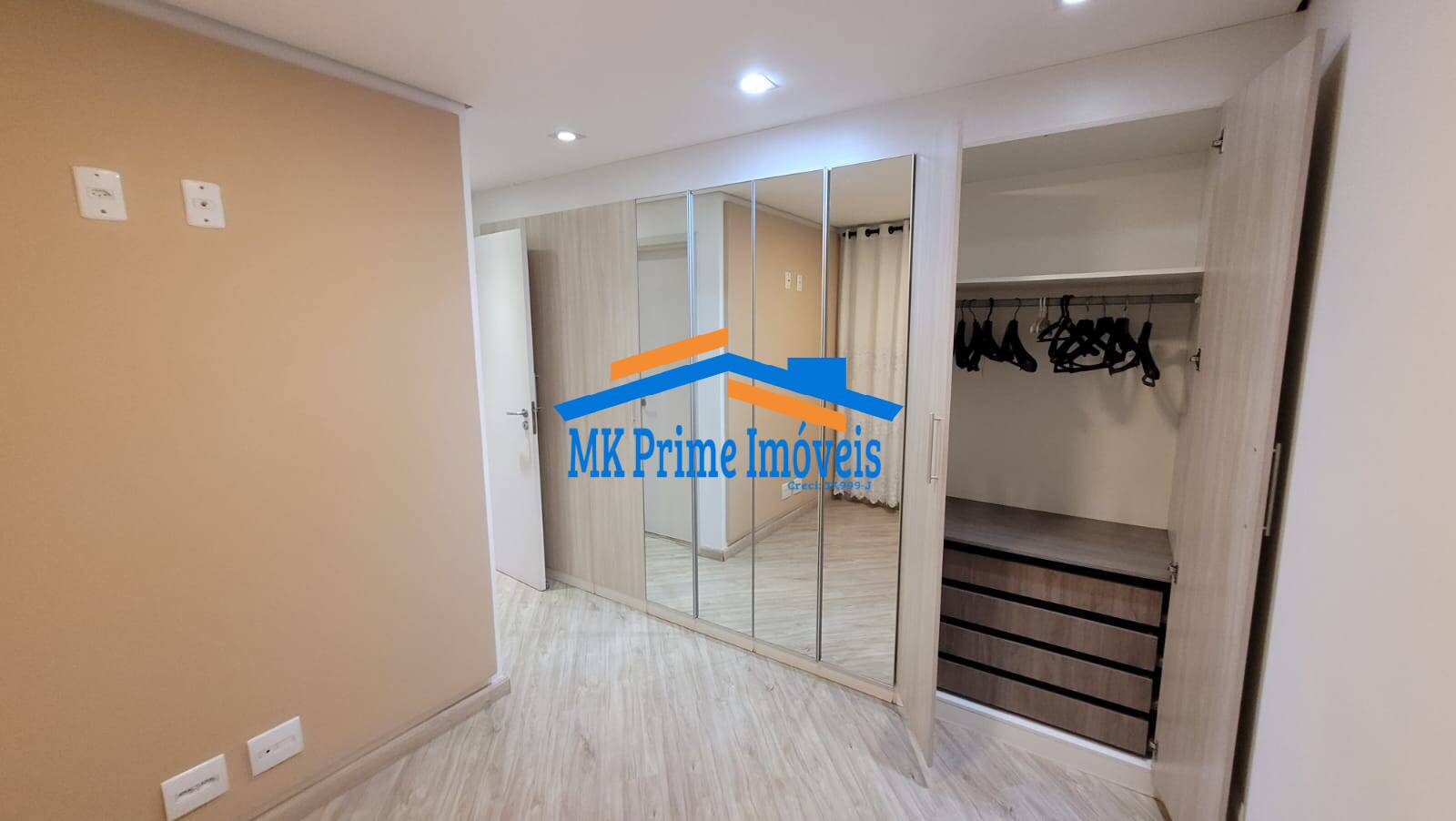 Apartamento à venda com 2 quartos, 57m² - Foto 15