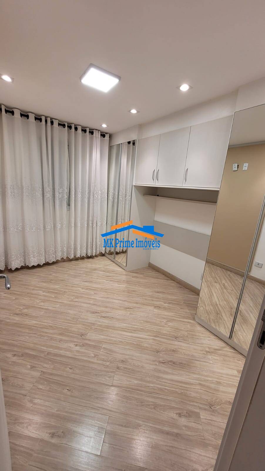 Apartamento à venda com 2 quartos, 57m² - Foto 4