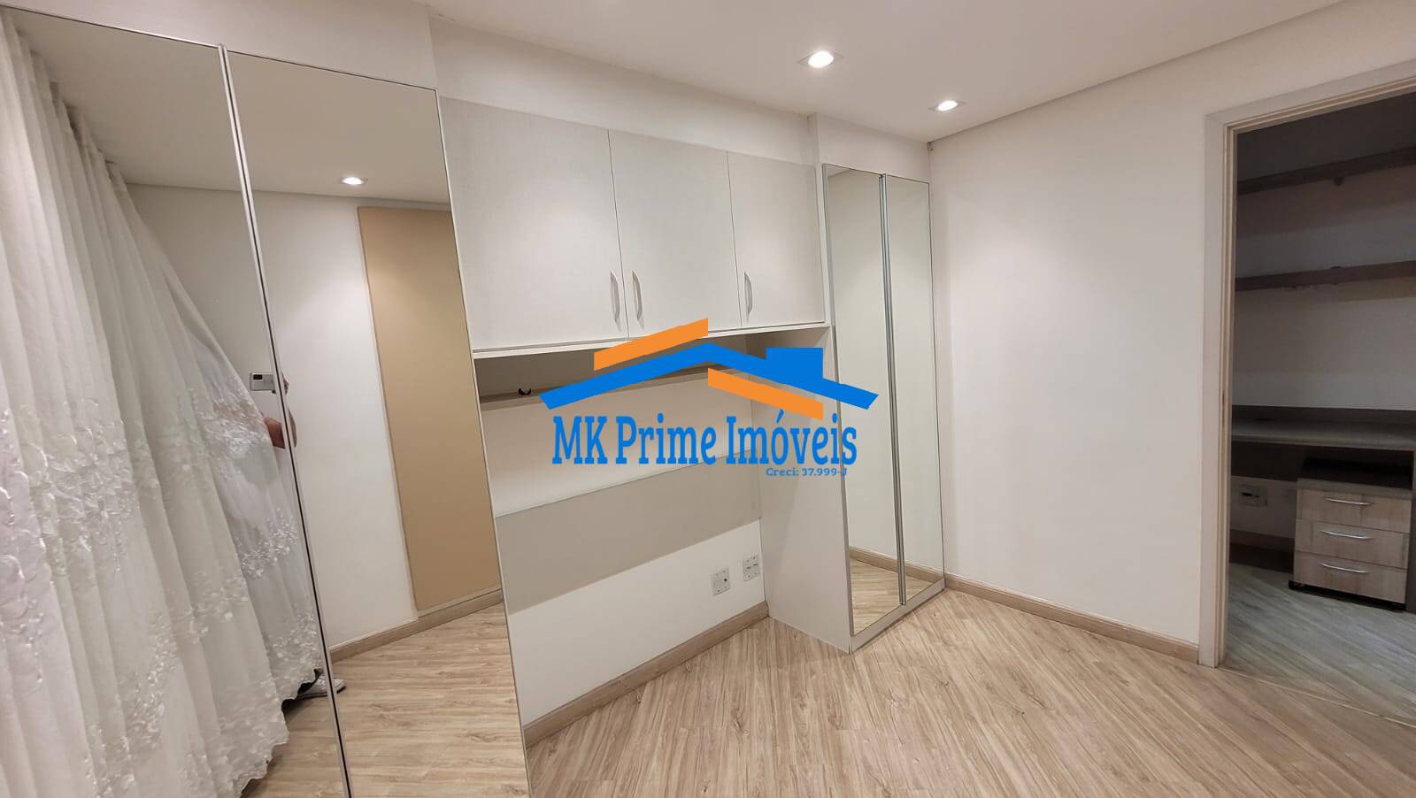 Apartamento à venda com 2 quartos, 57m² - Foto 13