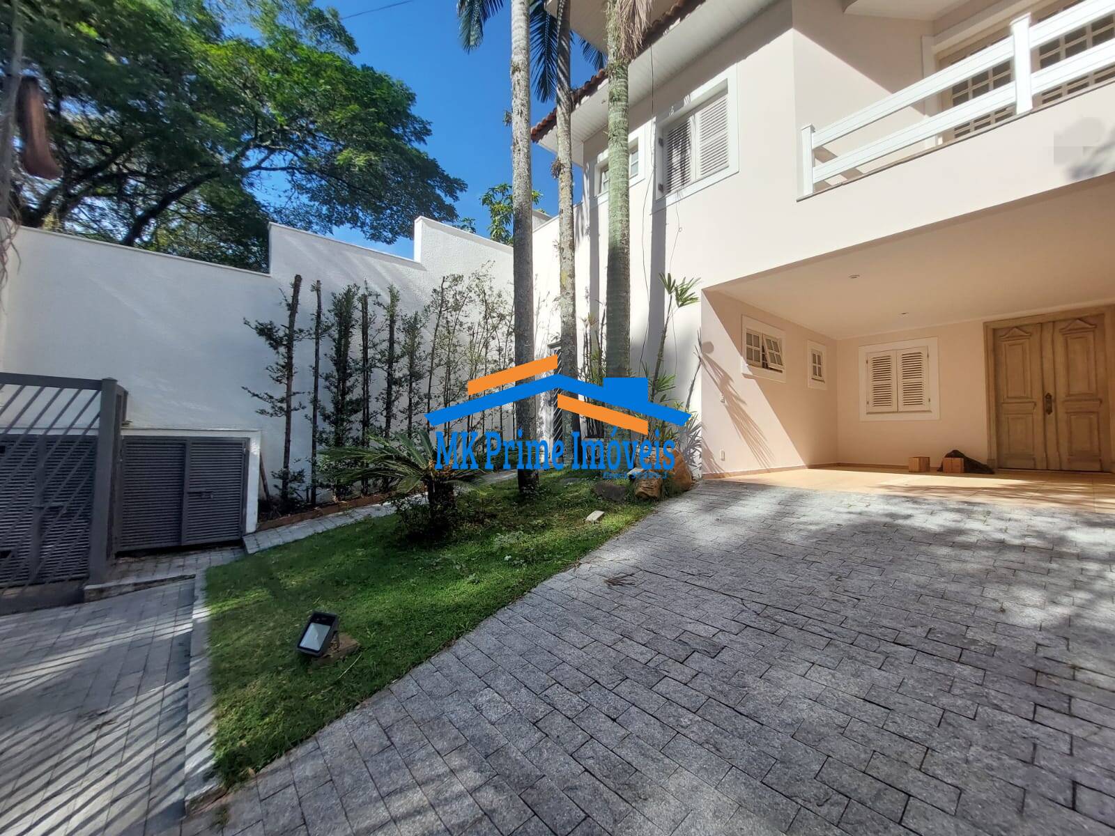 Casa de Condomínio à venda com 4 quartos, 384m² - Foto 3