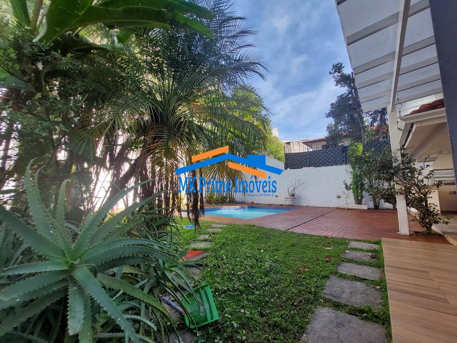 Casa de Condomínio à venda com 4 quartos, 384m² - Foto 99