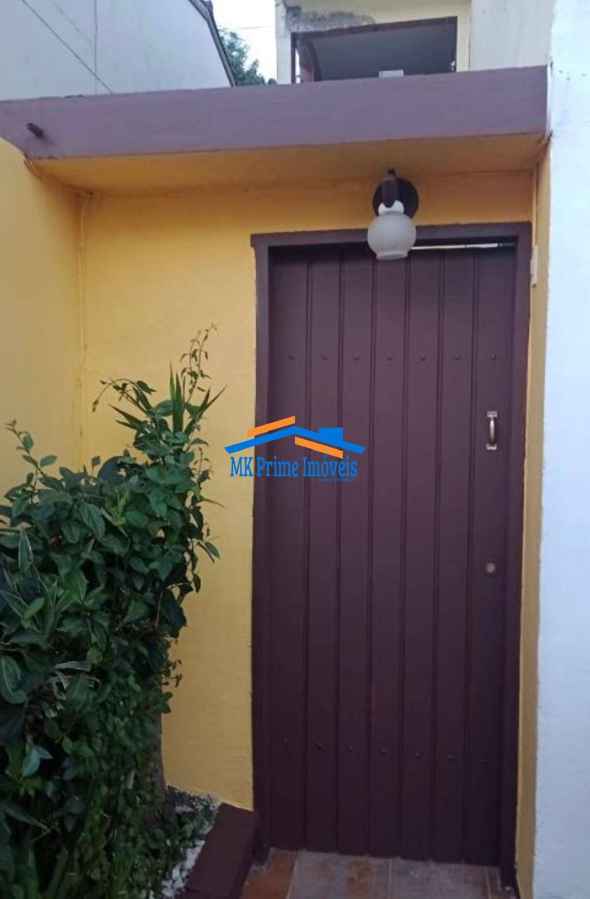 Casa à venda com 4 quartos, 200m² - Foto 23