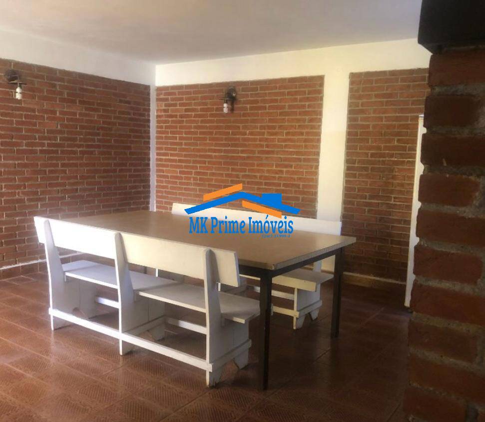 Casa à venda com 4 quartos, 200m² - Foto 57