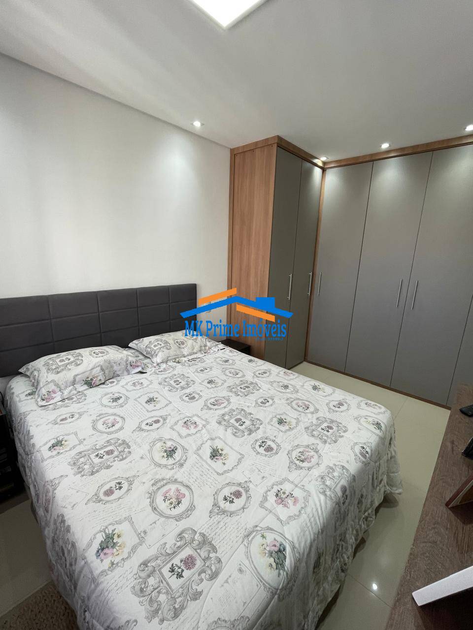 Apartamento à venda com 2 quartos, 68m² - Foto 13