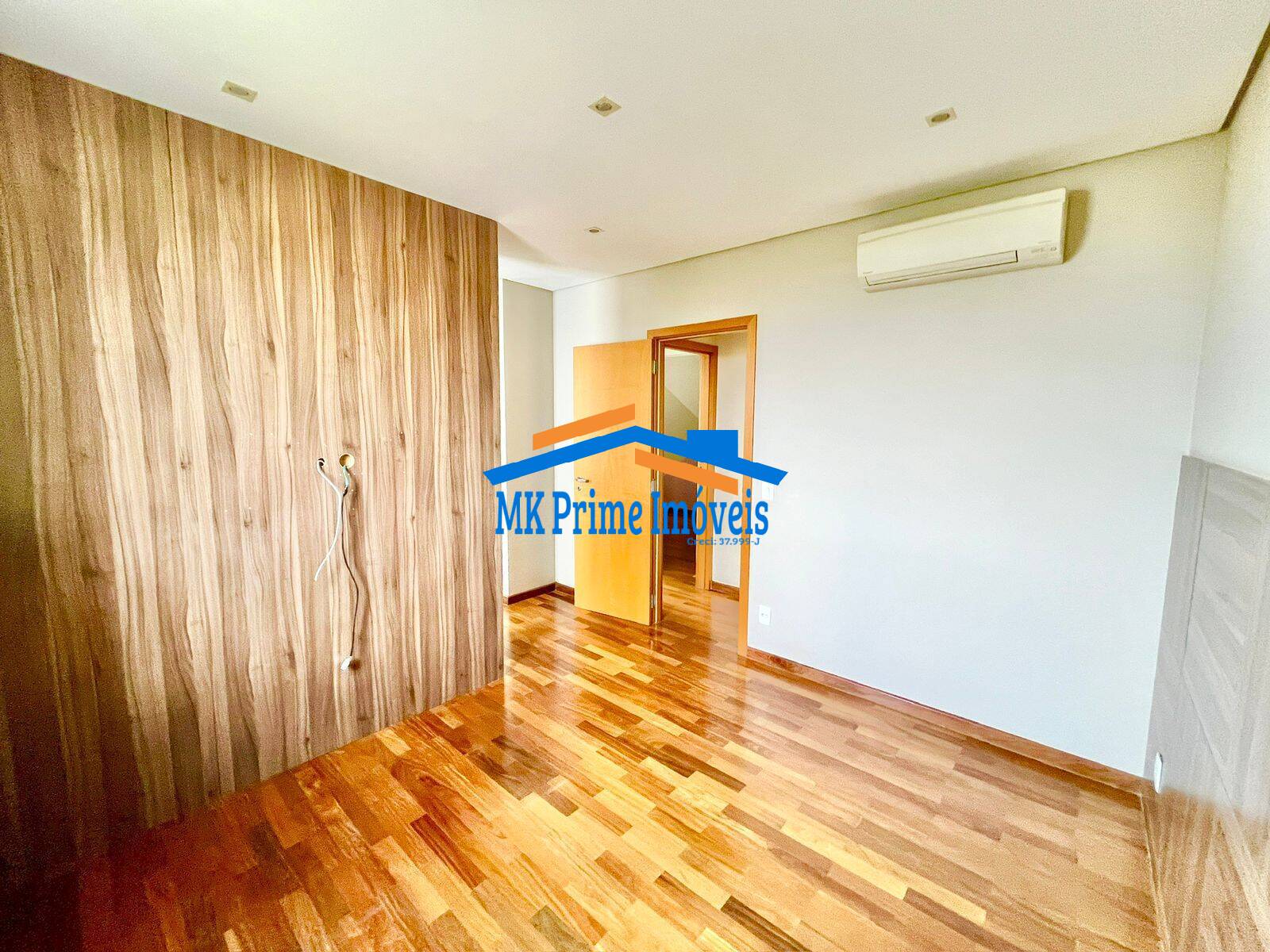 Apartamento à venda com 3 quartos, 122m² - Foto 9