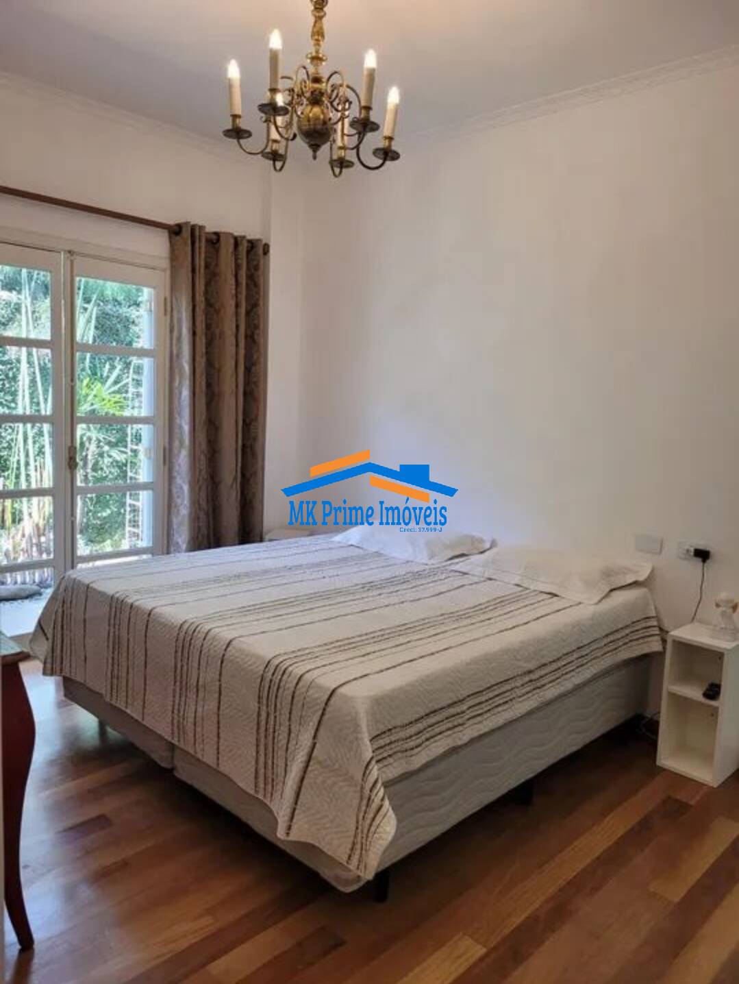 Casa de Condomínio à venda com 4 quartos, 290m² - Foto 19