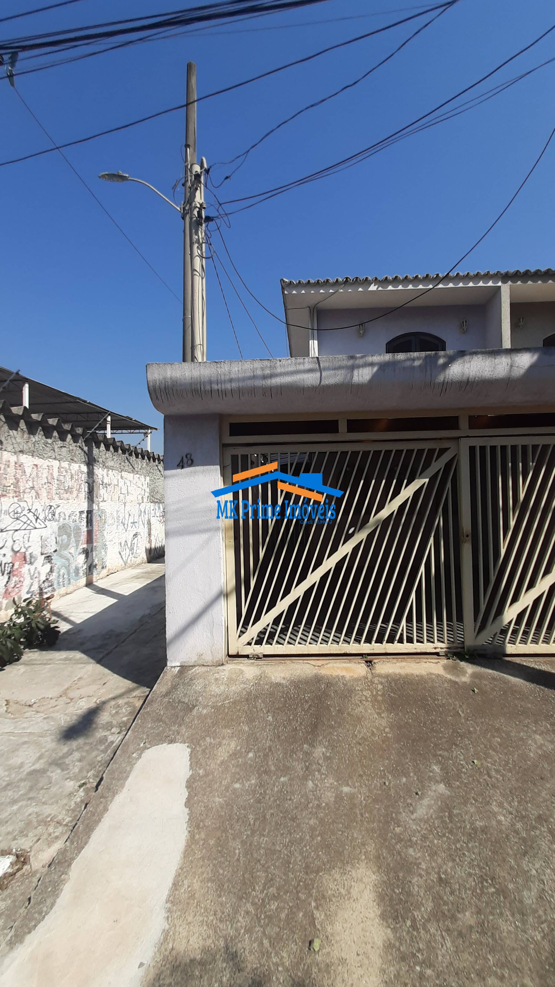 Sobrado à venda com 3 quartos, 219m² - Foto 2