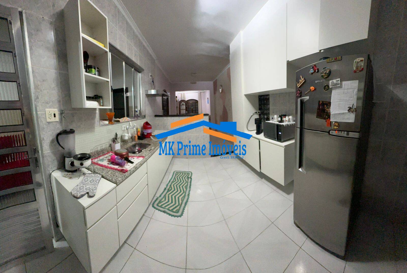 Casa à venda com 3 quartos, 250m² - Foto 3