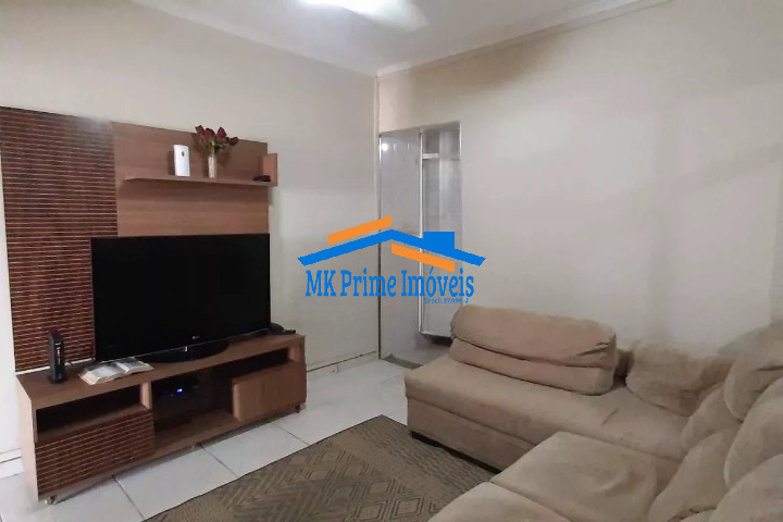 Casa à venda com 2 quartos, 170m² - Foto 4