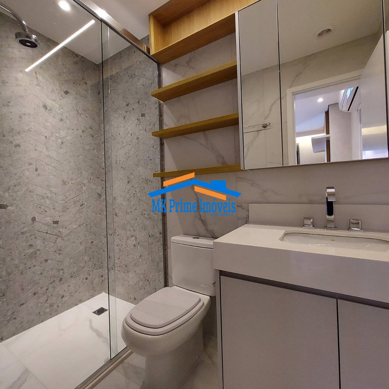 Apartamento à venda e aluguel com 3 quartos, 180m² - Foto 8