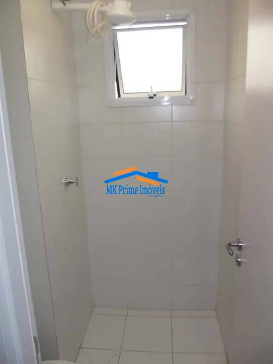 Apartamento à venda com 2 quartos, 42m² - Foto 17