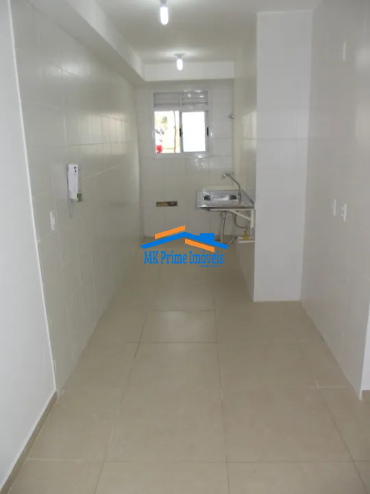 Apartamento à venda com 2 quartos, 42m² - Foto 8