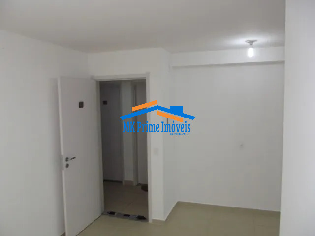 Apartamento à venda com 2 quartos, 42m² - Foto 4