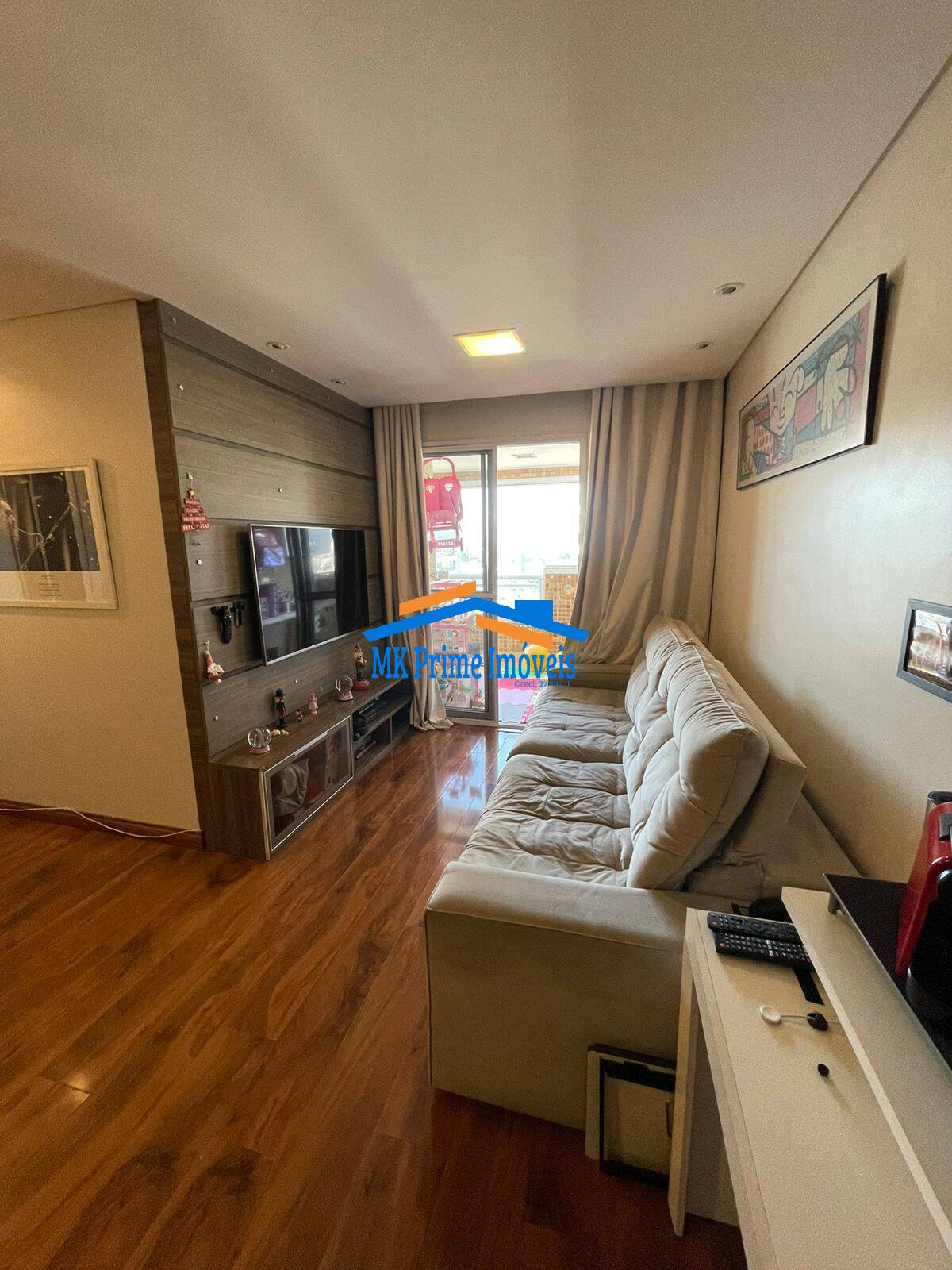 Apartamento à venda com 3 quartos, 75m² - Foto 2