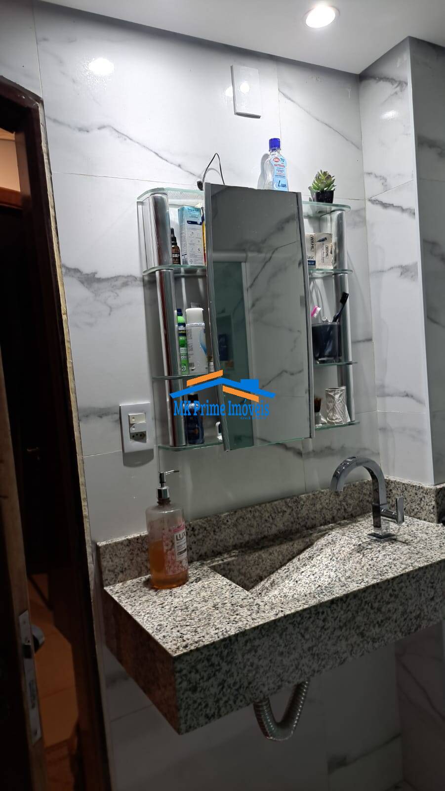 Sobrado à venda com 5 quartos, 254m² - Foto 17