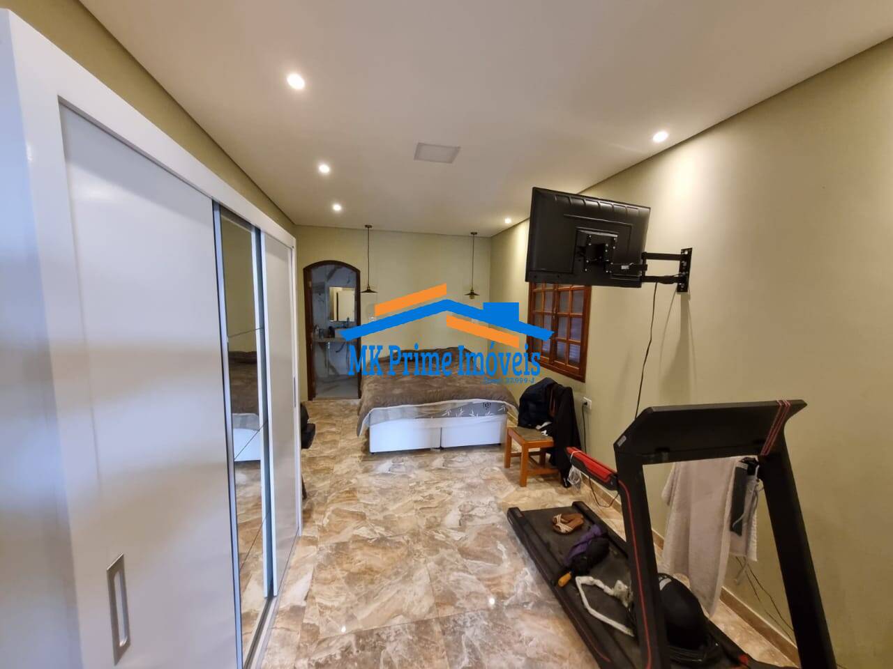 Sobrado à venda com 5 quartos, 254m² - Foto 25