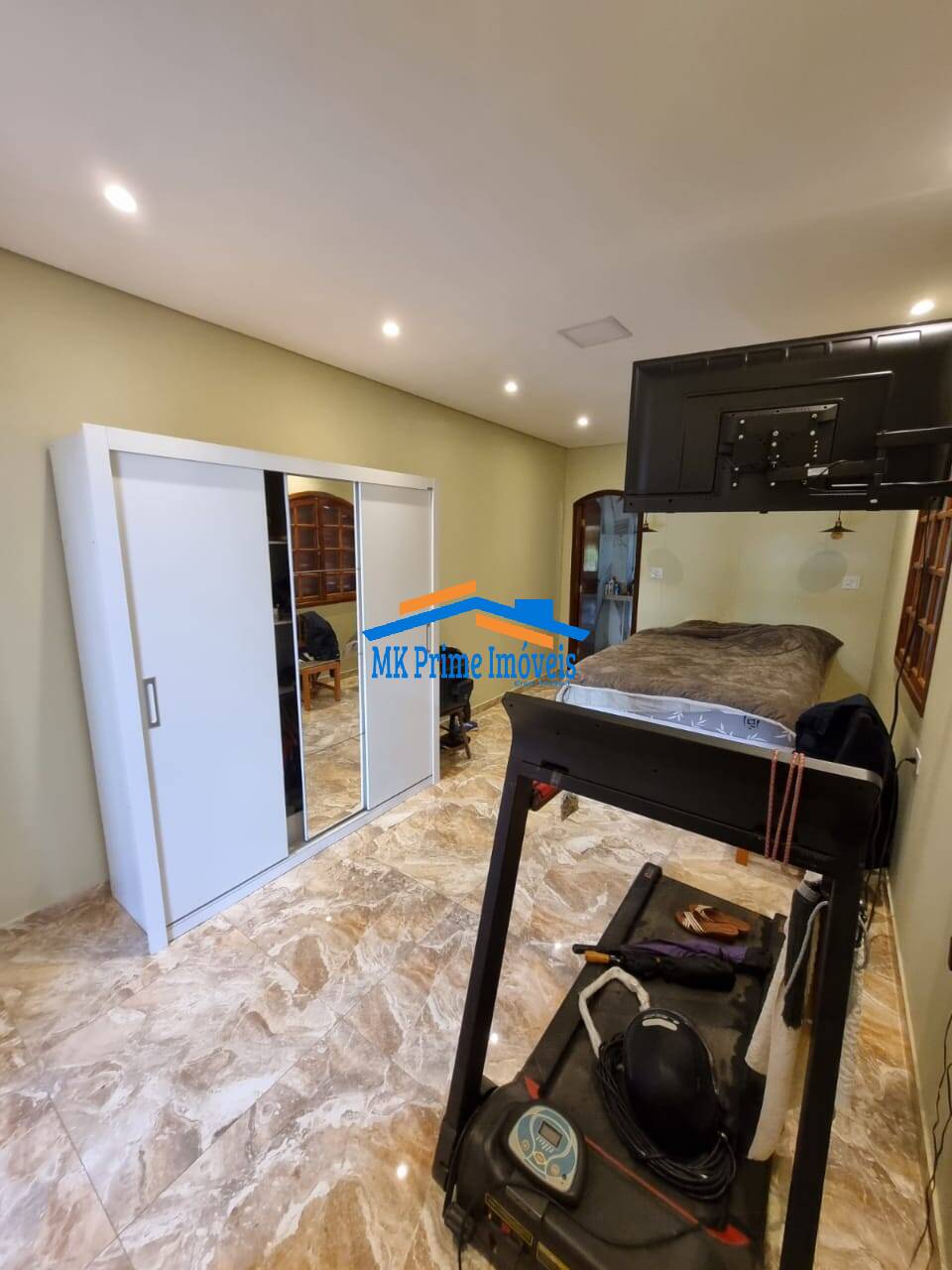 Sobrado à venda com 5 quartos, 254m² - Foto 26